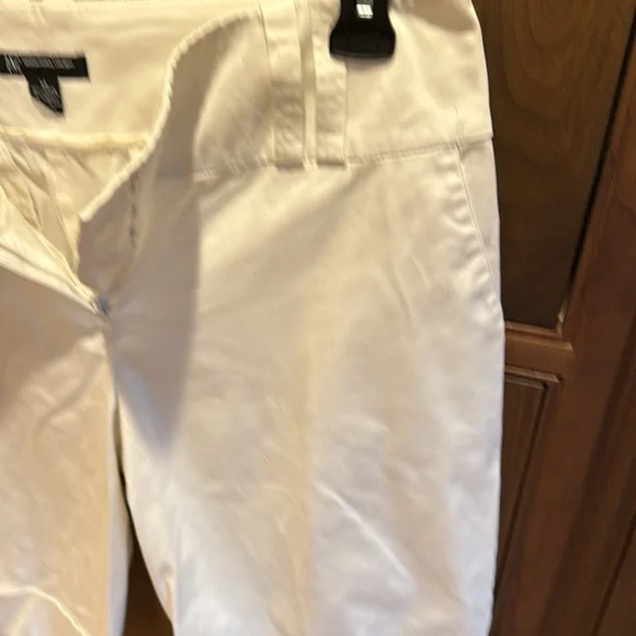 INC International Concepts Cream Women's Bermudas - Picture 3 of 10